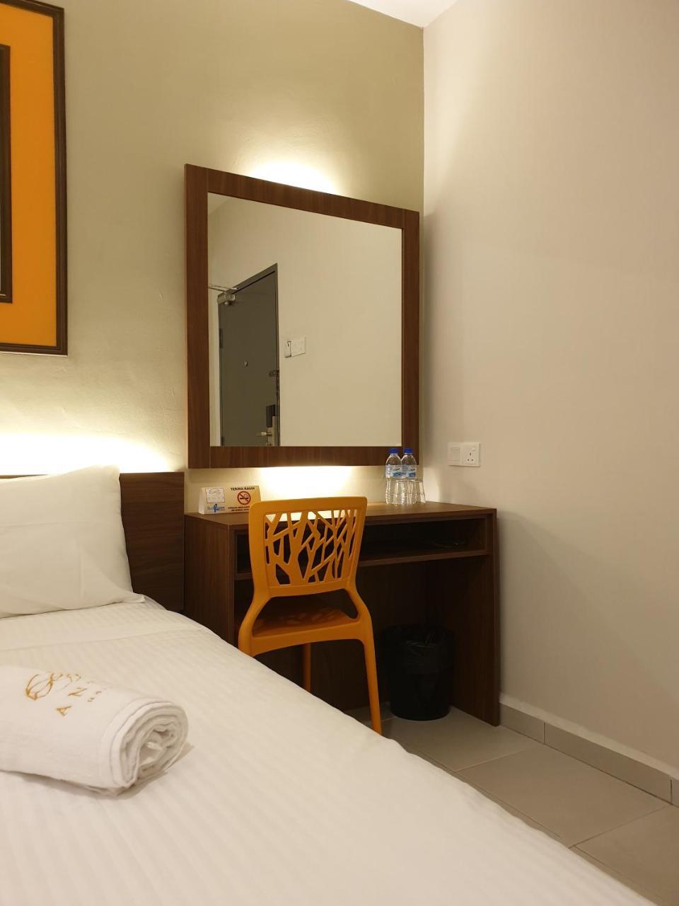 Ants Hotel Kangar Extérieur photo
